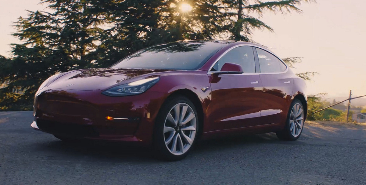 特斯拉汽車 Model 3 車型生產困難，持續無法在產量上達標。 圖：翻攝自 Tesla