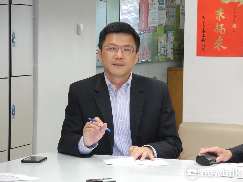 新北市府發言人張其強反批詹順貴才是「為『強詞奪理』下了新註解」。 圖：王峻昌/攝