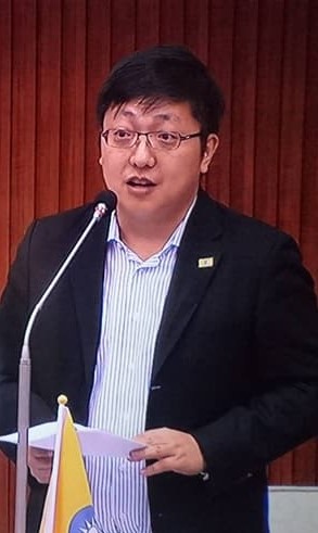台北市議員徐世勳批評中央追蹤痲疹患者成效不彰。 圖：翻攝徐世勳臉書