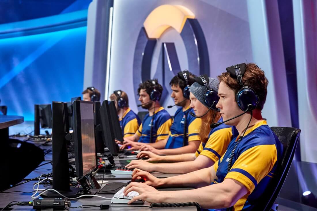 美國愛許蘭大學不僅提供《英雄聯盟》、《鬥陣特攻》、《CS：GO》與《火箭聯盟》的獎學金，近日更成立全新的電子競技專案《要塞英雄》，獎金高達4千美元，折合台幣約11萬8千元，也讓許多高端玩家相當心動！ 圖：翻攝自 techspot