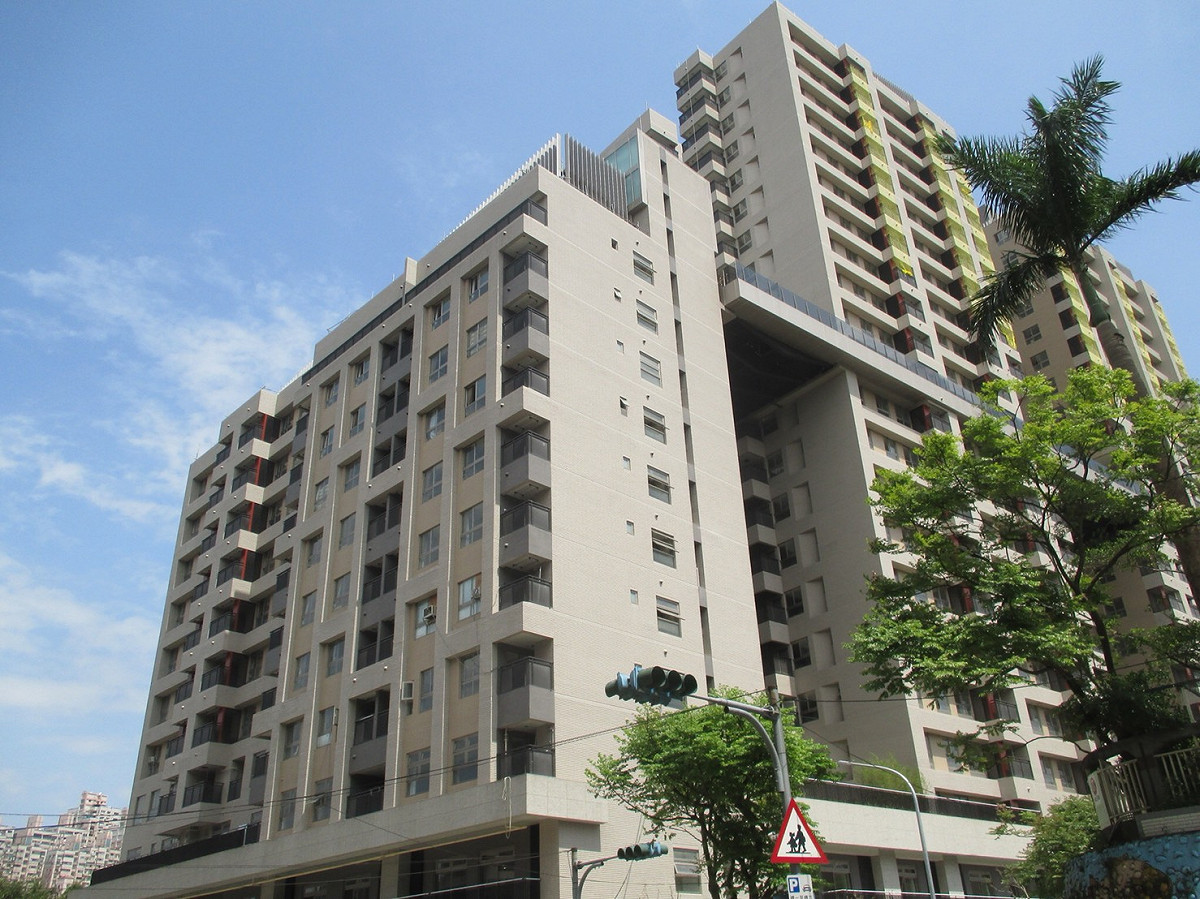 由安康市場改建的文山區興隆二區公宅外觀。 圖：台北市都發局 / 提供