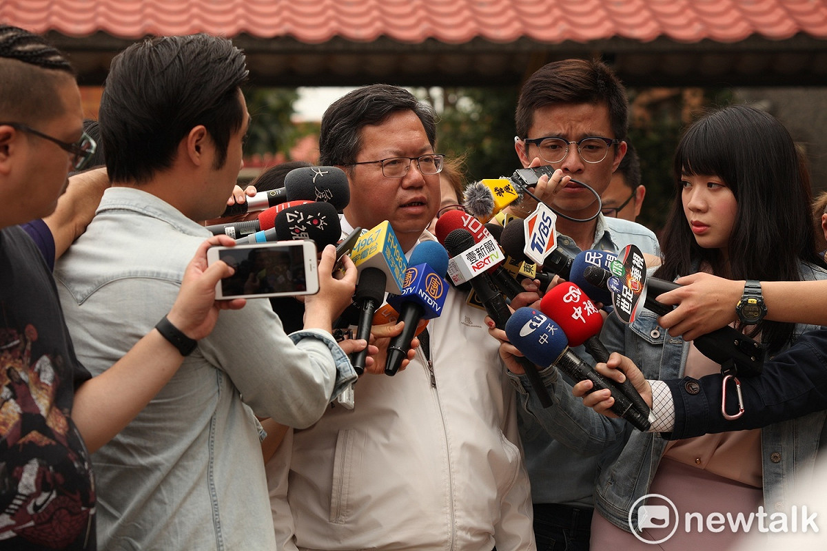 桃園市長鄭文燦證實消防局長胡英達請辭獲准，市府會在復原工作告一段落後，進行消防局改組。 圖: 林昀真/攝