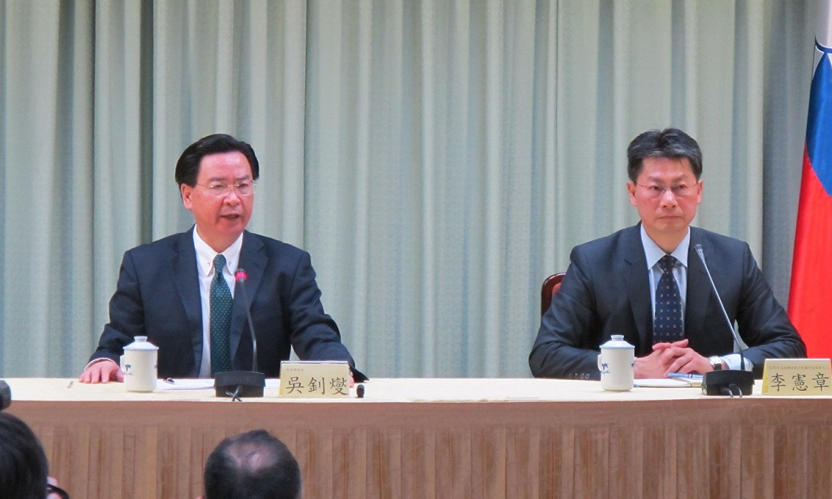 外交部長吳釗燮1日舉行記者會。 圖：林朝億/攝