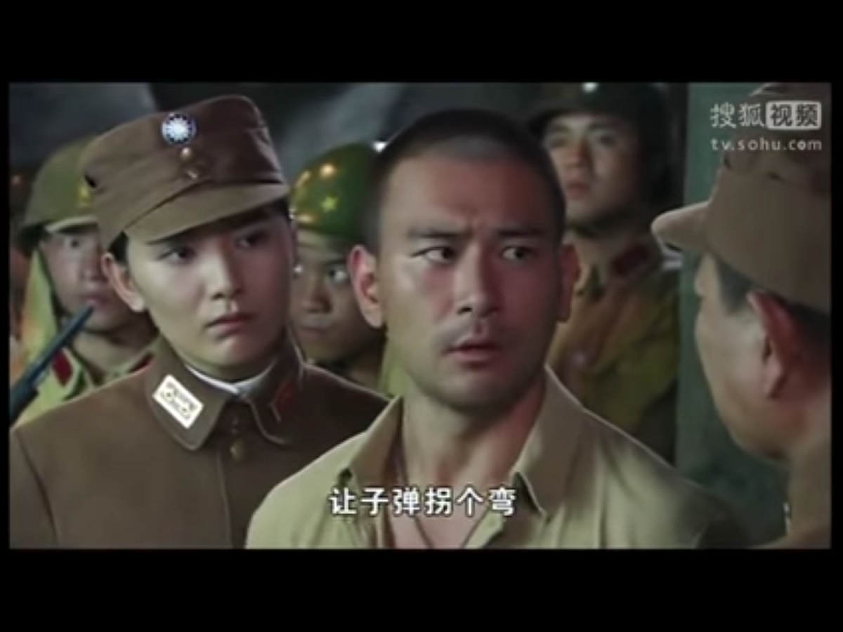 發射出去的子彈能拐彎，並輕易擊中敵人…… 圖：翻攝自Youtube