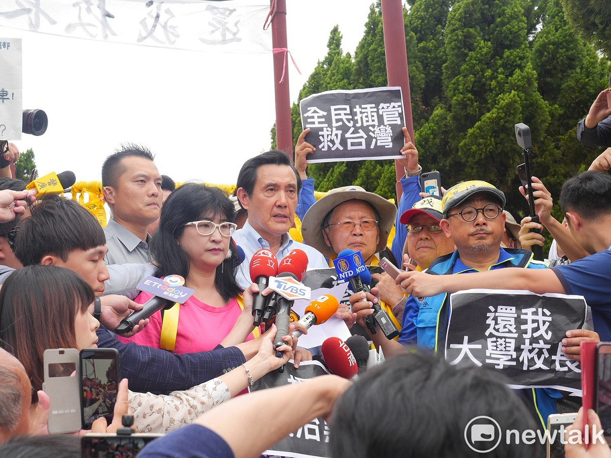 馬英九出席「新五四運動」，並呼籲政府不應違法濫權干預大學自治。 圖：趙婉淳／攝