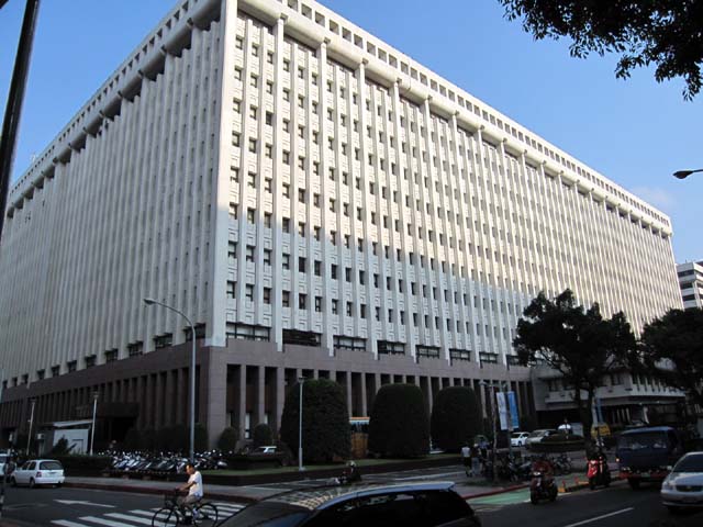 台塑建設表示，已於今年3月30日將大樓都更案的事業計畫和權利變更計畫送交北市府審查。 圖 : 翻攝自101房仲網