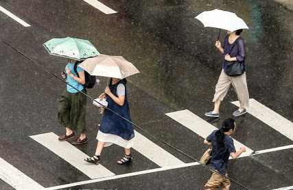 根據最新酸雨調查，2017年全台酸雨排行第一名為新竹，其次為中壢。 圖：中央社