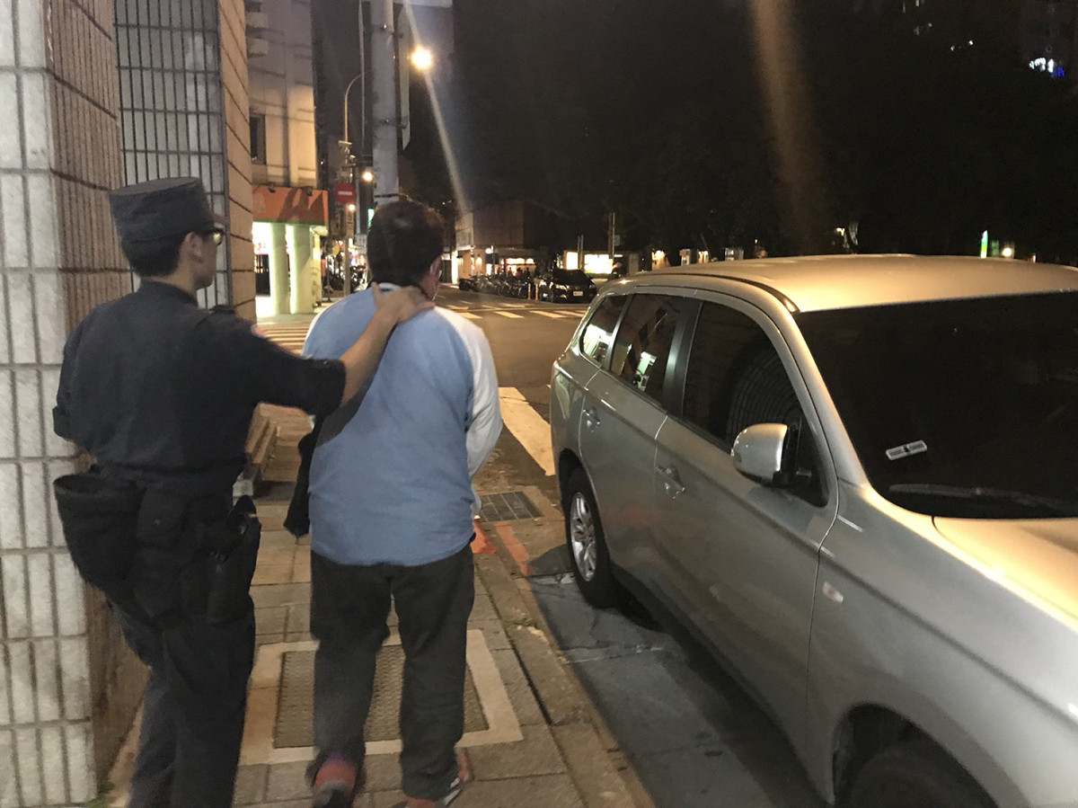 市警局分析，扒手通常喜歡作案的場所是展覽會場、傳統市場等觀光景點人潮擁擠場所。 圖：刑警大隊提供