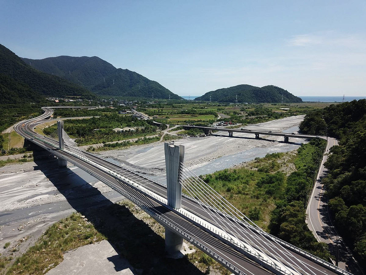 蘇花改蘇澳東澳段7日起開放大客車通行，完善公共運輸便利性。 圖：翻攝自蔡明岳臉書