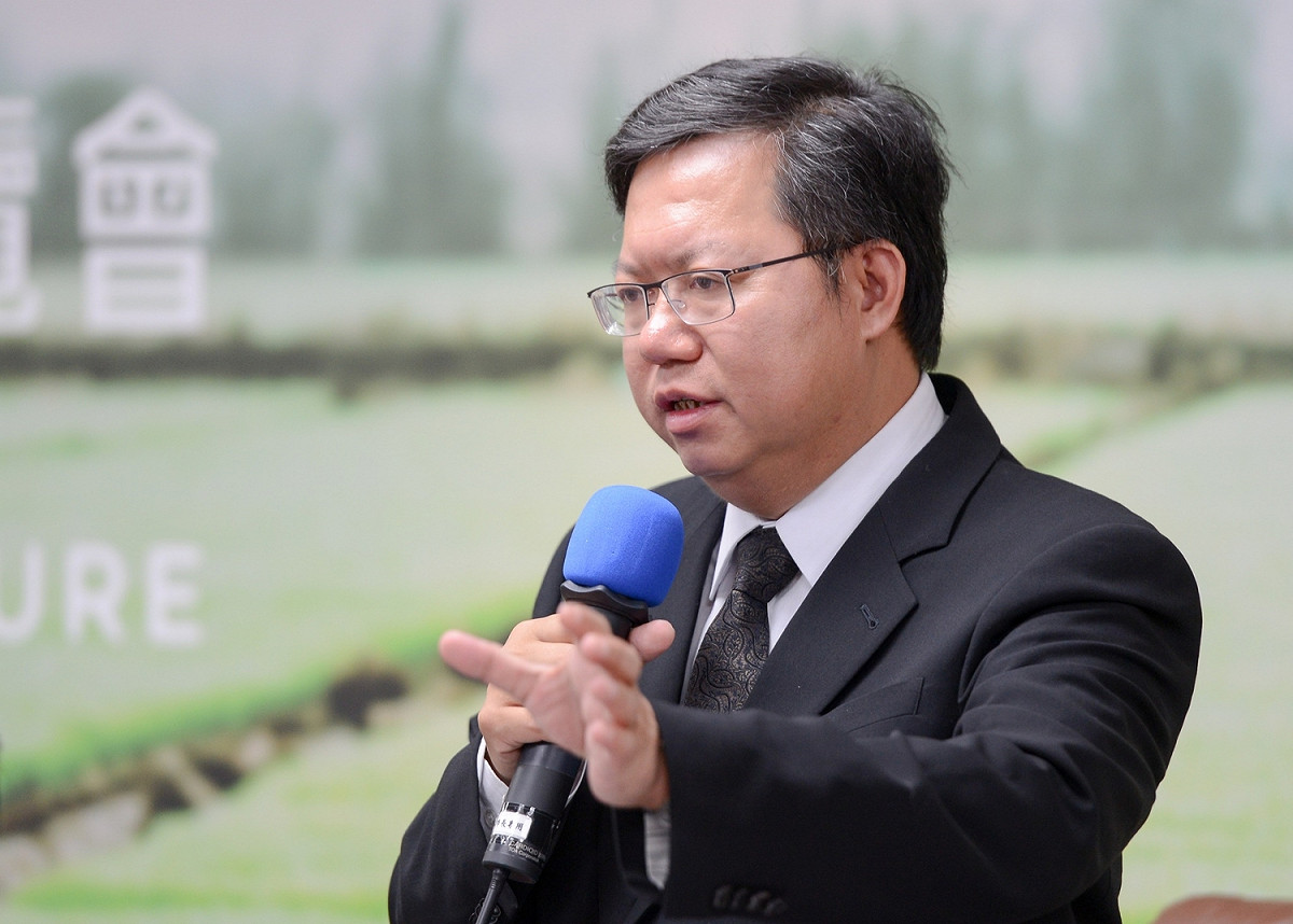 桃園市長鄭文燦強調「英勇是消防員的本色、安全是最高的守則」，承諾會持續消防改革，照顧消防弟兄。  圖:桃園市政府/提供