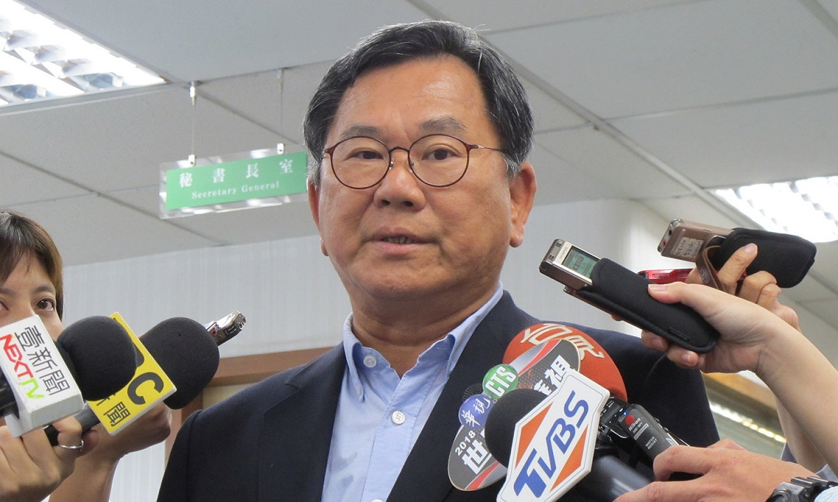民進黨立委陳明文日前在高鐵遺落一只裝有300萬現金的登機箱。 圖：林朝億/攝(資料照片)