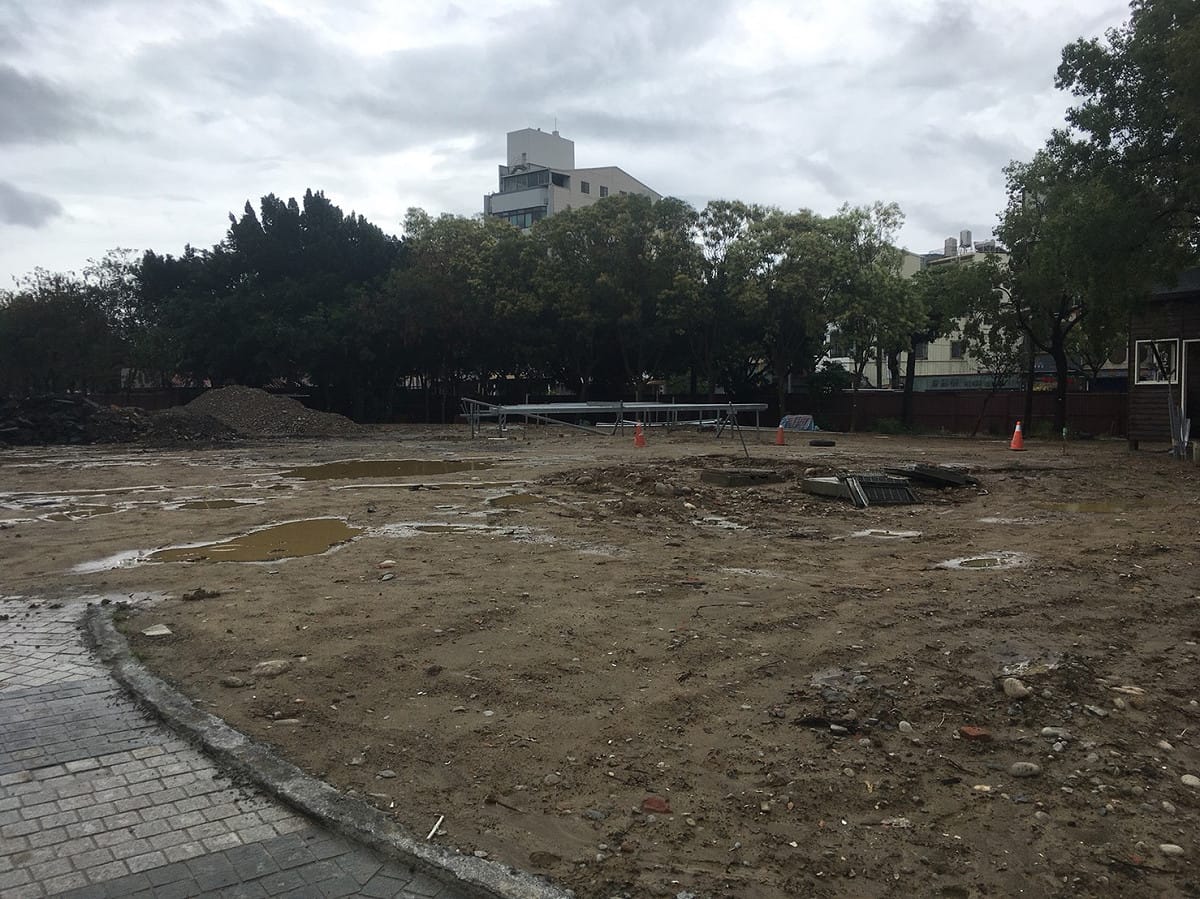 花博葫蘆墩園區遇雨一片泥濘。 圖 : 台中市國民黨團/提供