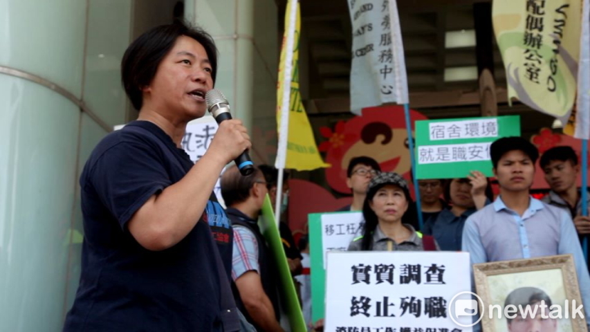 台灣移工聯盟發言人吳靜如表示，桃園產業移工人數全台最多，但這半年來，因為宿舍意外就造成8位移工死亡，訴求「移工的宿舍必須和廠區分開」。 圖:林昀真/攝