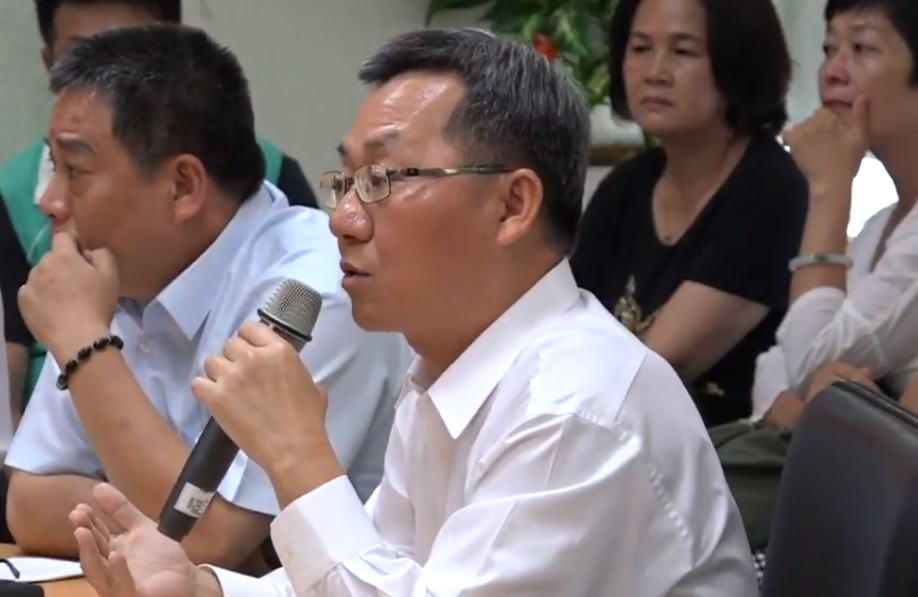 高雄氣爆案今 (11) 日一審判決出爐，共有官商12人遭處徒刑，其中當年任工務局下水道工程處幫工程司、現任高市祕書長趙建喬更是被判4年10月。對此，趙建喬表示，法院這樣的判決，確實有很大的不公平，他一收到判決書之後會立即上訴。 圖：翻攝自OUTUBE (資料照片)