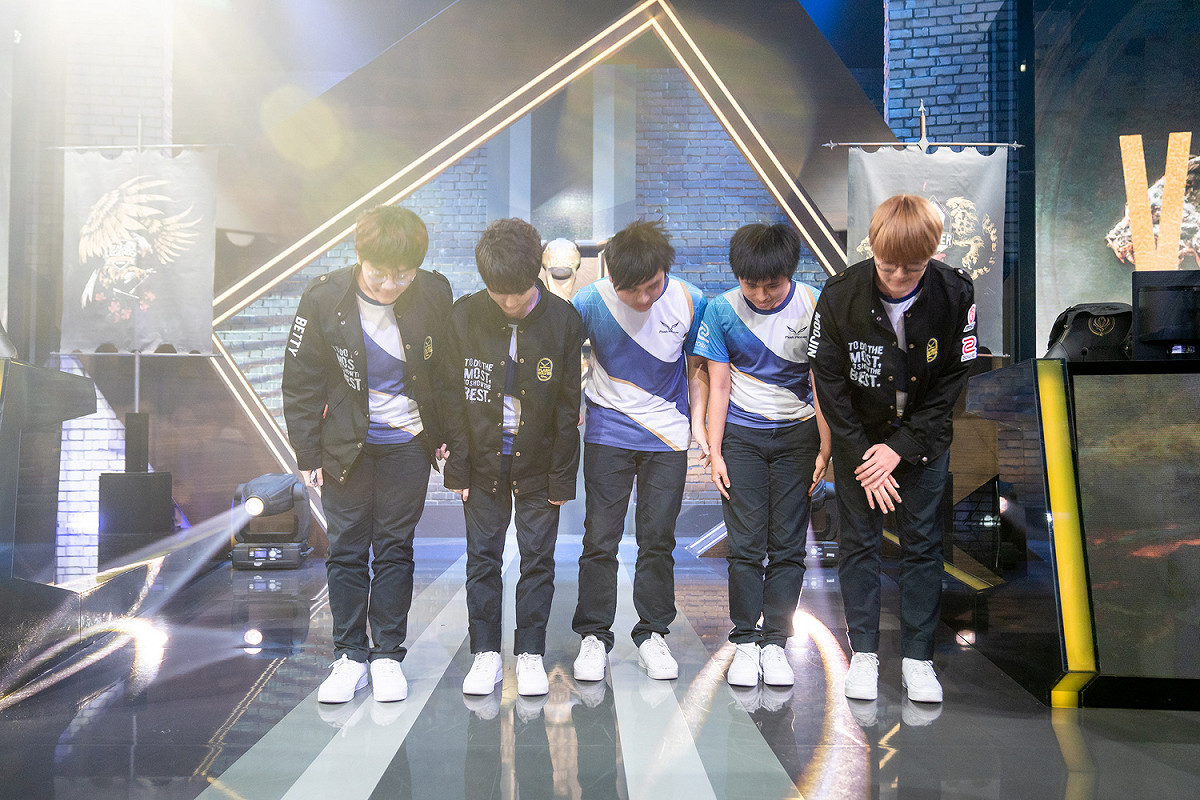 閃電狼擊敗RNG，奪四連勝。 圖：翻攝自LoL Esports Photos flickr公開權限