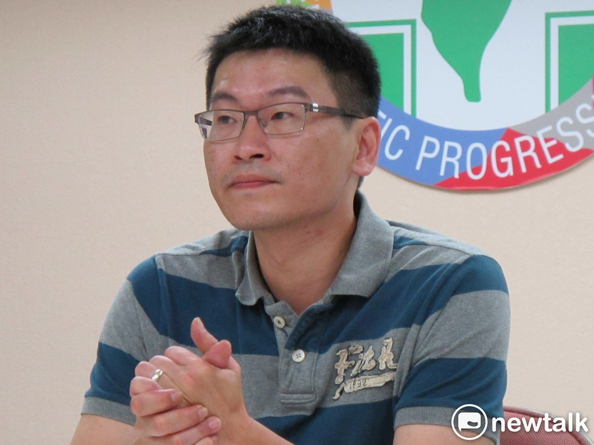 台北市議員梁文傑表示，總統蔡英文近半年來給過柯文哲很多機會，民進黨最後不得已做出自提人選的決定，這也是柯文哲自己造成的。 圖：新頭殼資料照片