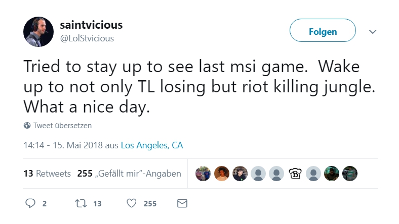 FlyQuest的教練Stvicious表示：「本來想熬夜看看季中賽的最後一局比賽，醒來之後發現不只是TL輸了，然後Riot Games還直接殺死了打野位，多美好的一天啊！」 圖：翻攝自Stvicious推特