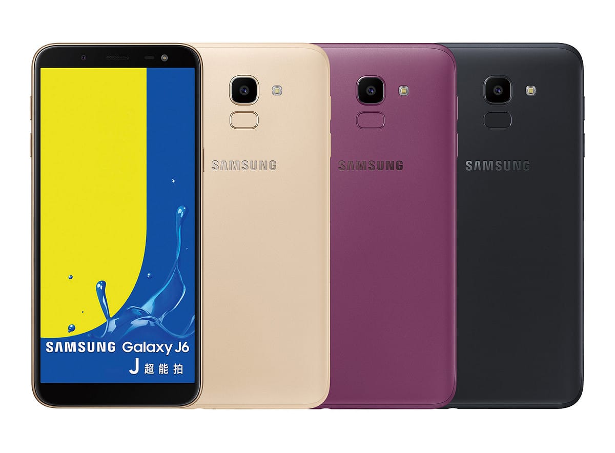今（22）日HTC推出了中低階價位機型Desire 12 在台上市，三星也不甘示弱，馬上公布了Galaxy J4與Galaxy J6，Galaxy J4單機建議售價4,990元，Galaxy J6單機建議售價7,990元，可見這波為了要和HTC一決高下，三星也是豁出去了。 圖：台灣三星/提供