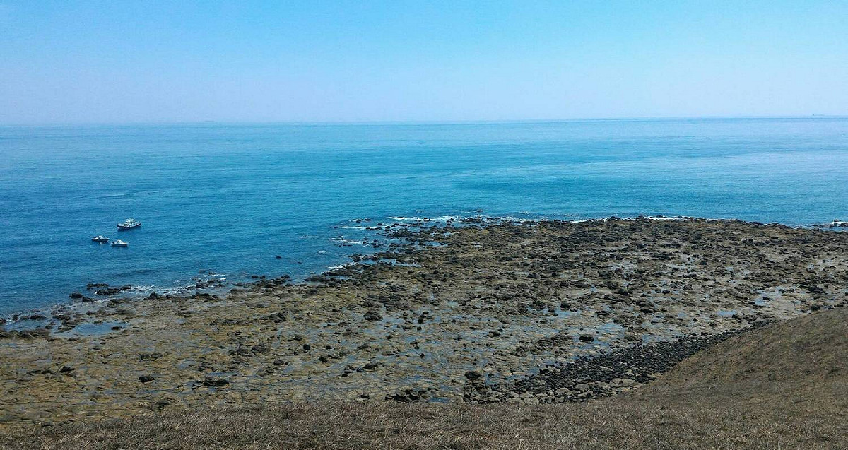 東吉嶼岸際現場已無船體殘骸。 圖 : 航港局/提供