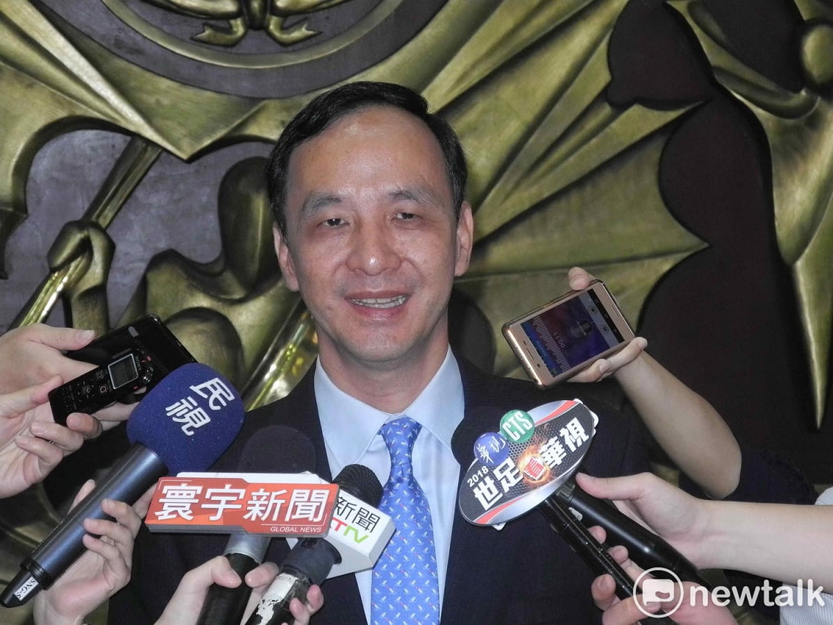 新北市長朱立倫表示，「我們今年邀請的團數都比過去多了很多，花的預算也比過去少，參與的這些年輕朋友更多」。 圖：王峻昌/攝（資料照片）