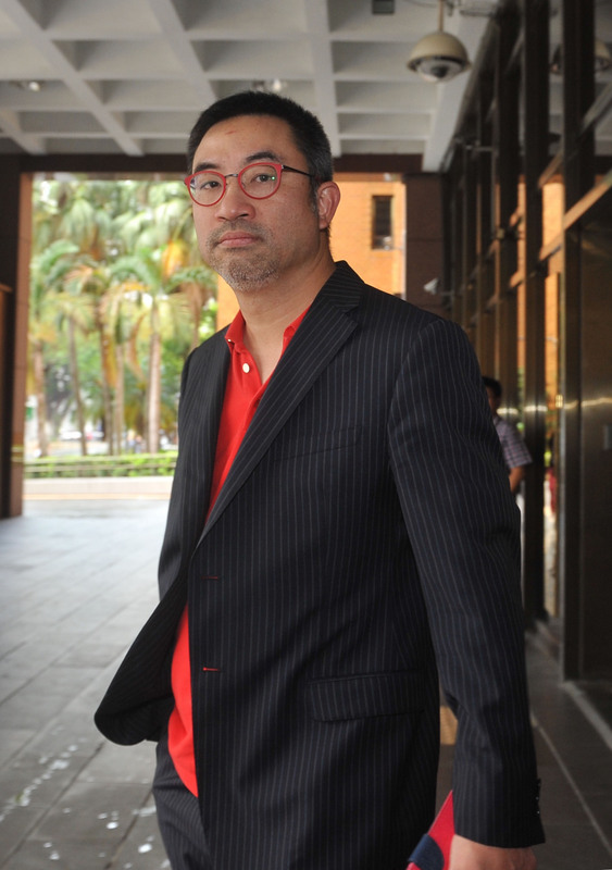 前寒舍餐飲董事長蔡伯府（前）涉恐嚇罪案，台北地方法院30日開庭審理，蔡伯府親自出庭應訊。 圖 : 中央社