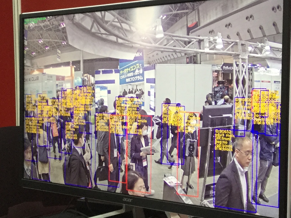 人面辨識系統是今年四月東京AI展到重點項目。 圖：劉黎兒/攝