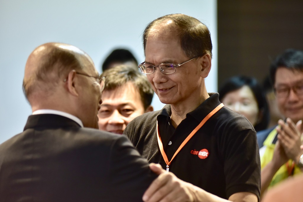 前行政院長游錫堃展現氣度與格局，出席蘇貞昌競選總部入厝活動，為蘇貞昌加油打氣。 圖:蘇貞昌競選辦公室/提供