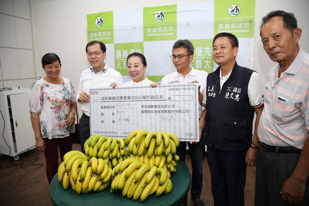 張花冠呼籲中央農政單位應正視產銷失衡的問題，制定中長期計畫並做好相關配套措施。 圖 : 嘉義縣政府/提供