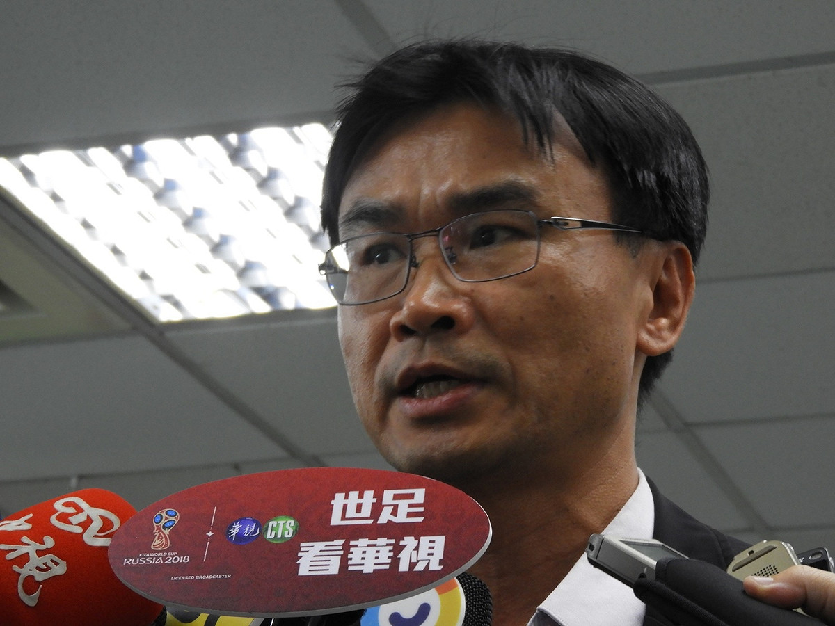 農委會副主委陳吉仲6日質疑北市府到北農查帳符合公司治理嗎？ 圖：林朝億/攝