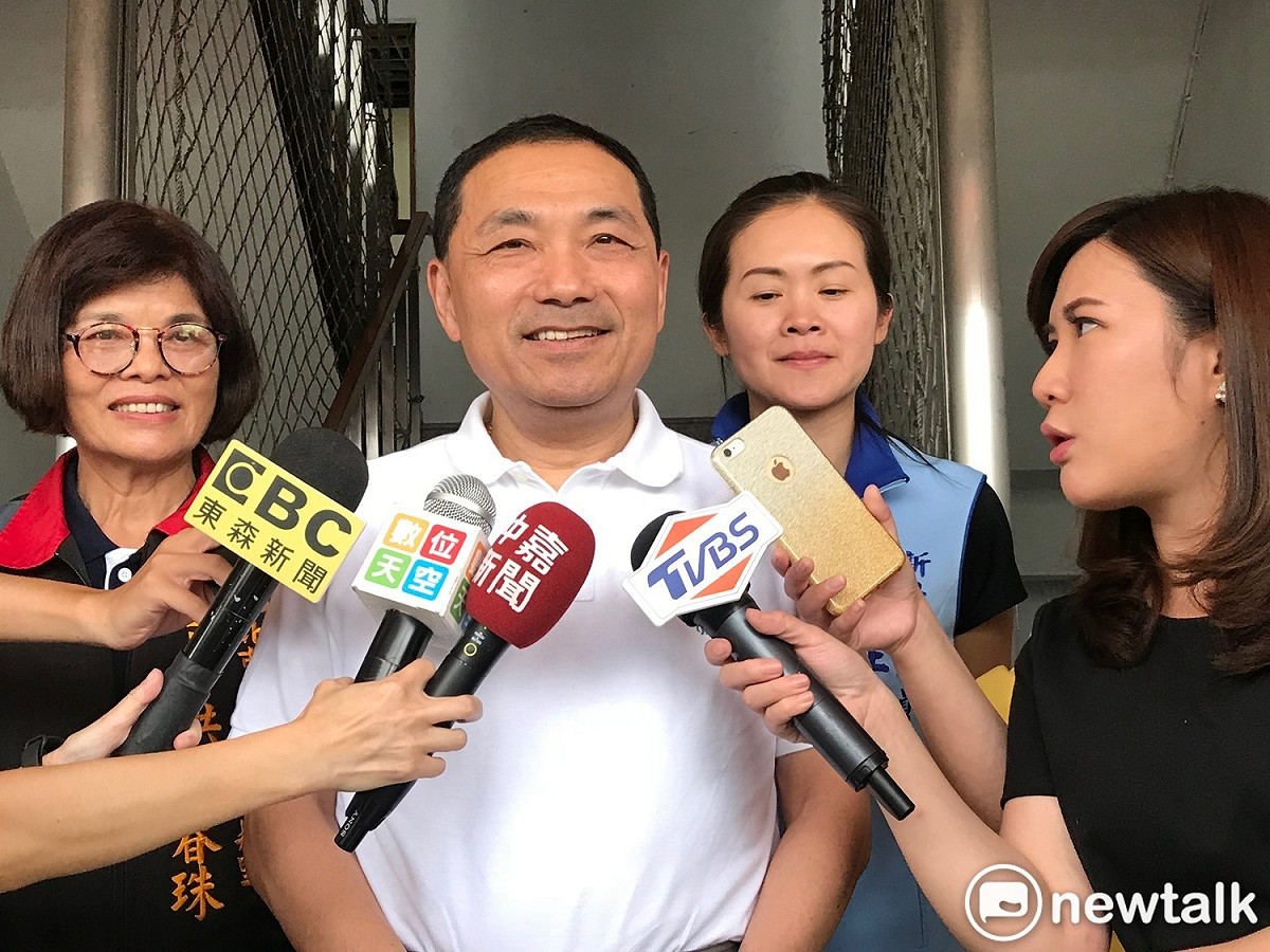 侯友宜競選辦公室認為，現在卻因為選舉，民進黨籍中黨政火力，抹黑侯友宜，侯友宜也表示，他將正面迎戰。 圖:新頭殼資料照片
