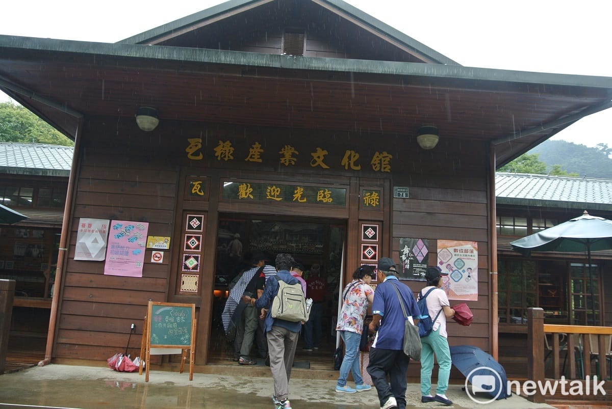 瓦祿產業文化館是東河社區地標級建築物。 唐復年/攝