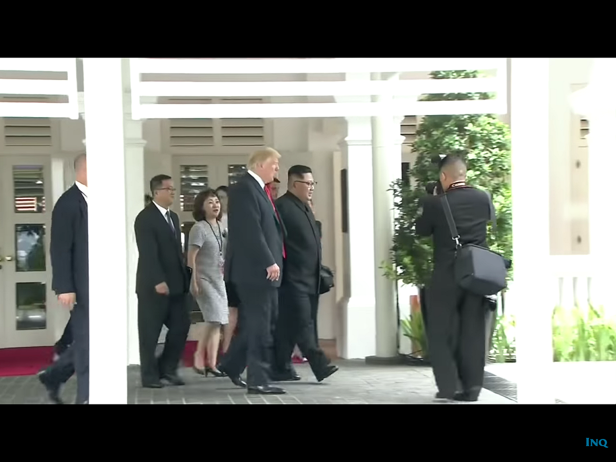 紐時指出，這場重大賭局是基於川普（中左）對自己的個性與談判本領充滿自信，但批評家懷疑局面根本毫無改變，平壤政權主要靠威脅毀滅世界的能力生存至今，金正恩（中右）將不願放棄這一切。
 圖：翻攝自Youtube
