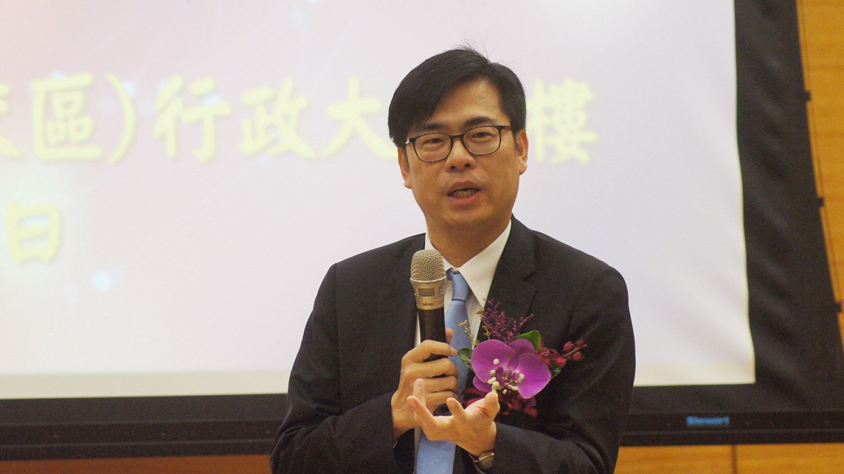 陳其邁說，政府要更積極扮演創新科技的推手，讓高雄往前走，實現民眾有感的便捷生活，他強調，「這將不會只是想像！」 圖/陳其邁辦公室