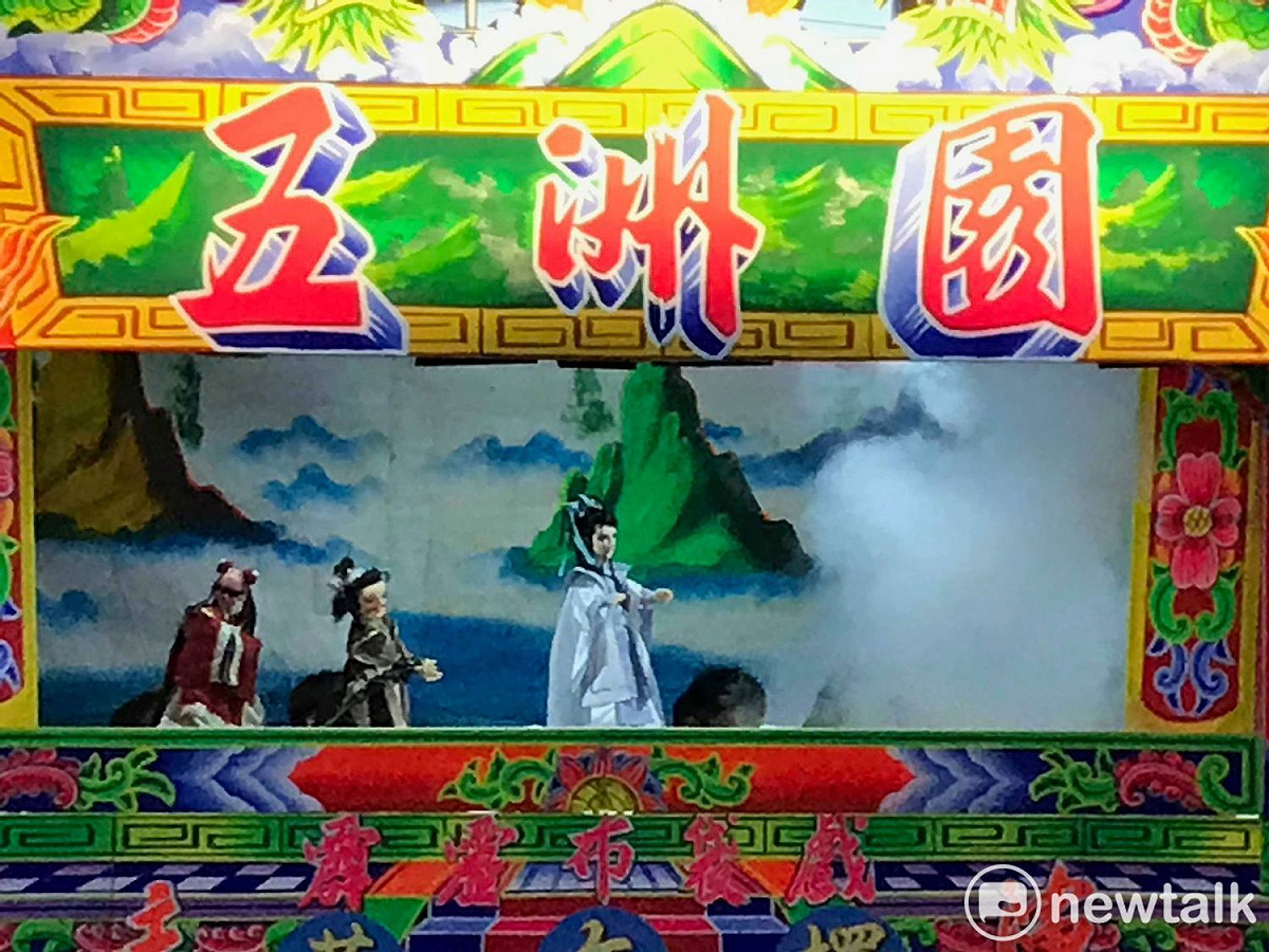 霹靂布袋戲這次也將在鄭問展中展出。 圖 : 周煊惠 / 攝
