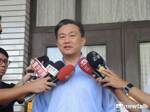 前總統馬英九要蔡英文總統不要再說「武漢肺炎」 ，立委王定宇怒轟飼老鼠咬布袋。 圖：新頭殼資料照