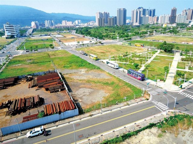 中都重劃區毗鄰美術館，僅一河之隔，一直是北高雄新興熱門地段。
 圖：新頭殻資料照