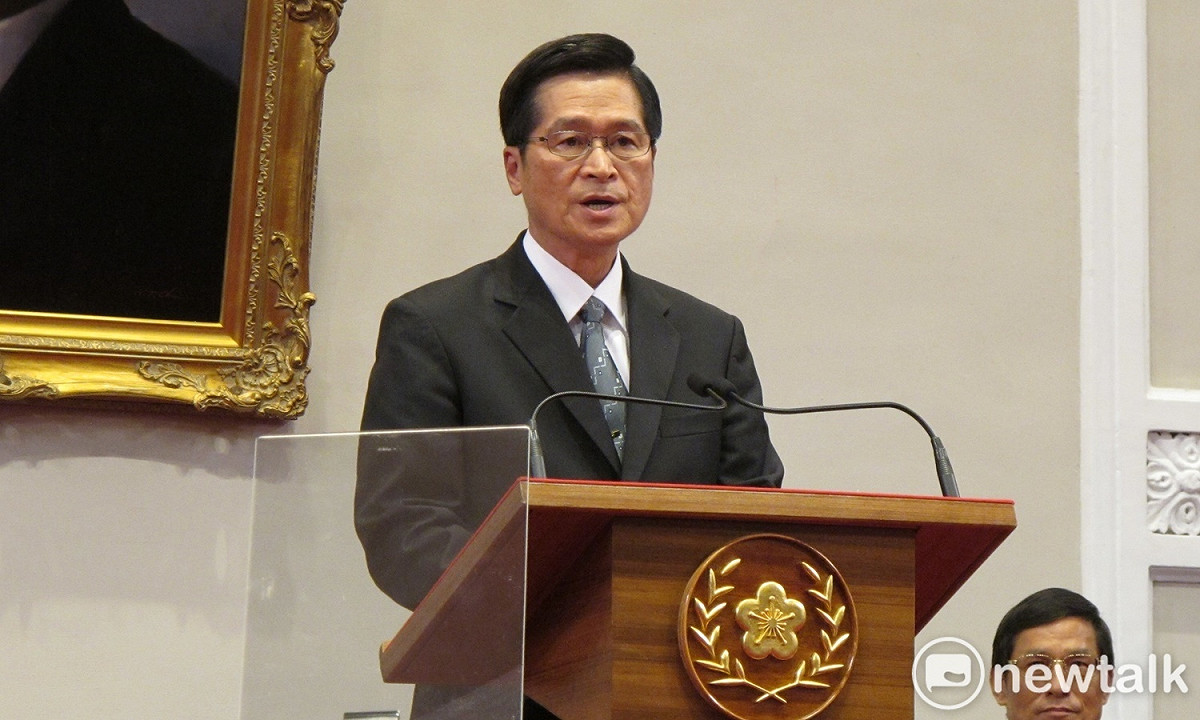國防部長嚴德發21日出席總統府記者會。 圖：林朝億/攝