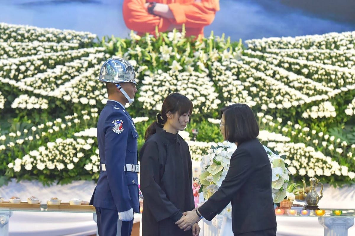 吳彥霆遺孀悼念丈夫，回憶兩人在一起的美好時光以及未實現的約定。 圖：翻攝自蔡英文臉書