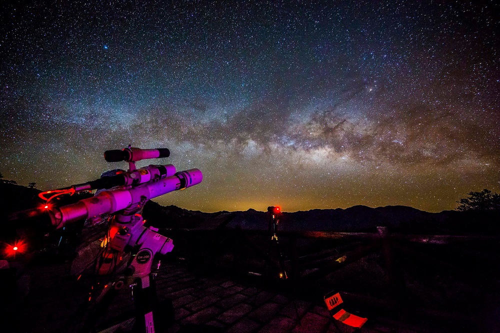 合歡山上的星空也是攝影取景聖地。 圖：南投縣政府提供／陳麒瑞、徐安廷攝