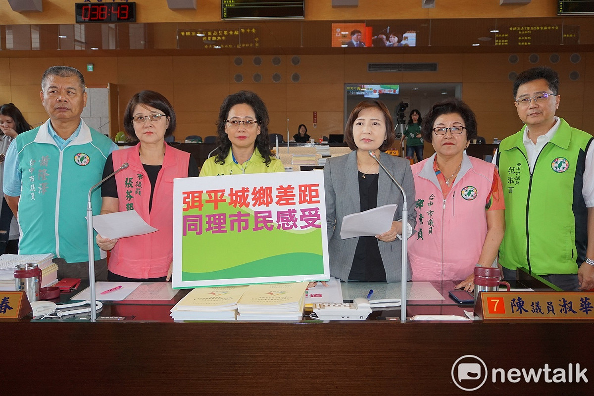 民進黨市議員們認為林佳龍在市區民調差，不應該讓市民有縣市的差別感。 唐復年/攝