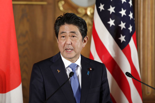 沖繩島戰役73週年，日本首相安倍晉三23日誓言，絕不再讓戰禍重演，也將盡全力減輕沖繩的基地負擔。 圖：達志影像／美聯社（資料照）