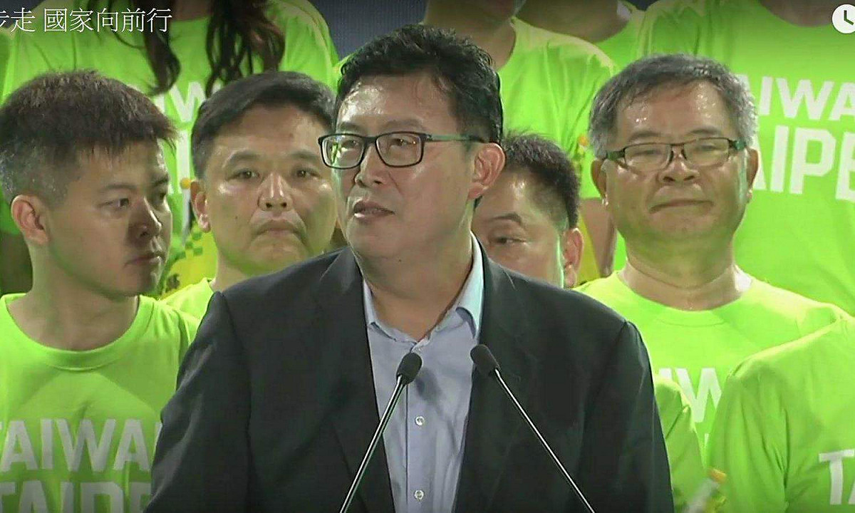 姚文智說，但是大家有失望嗎？如果姚文智不出來選，柯文哲永遠不需要反省，也不需要想到你們的聲音。柯文哲說不定他認為四年都做的都很對，「兩岸一家親就是正確的路」。 圖：翻拍自DPP網路