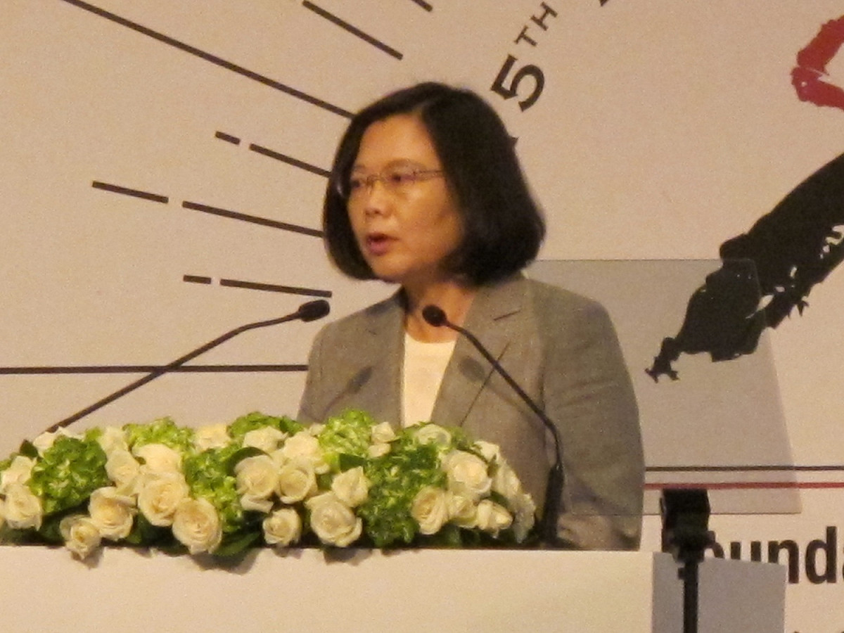 總統蔡英文25日上午出席「台灣民主基金會創會十五週年開幕典禮」 圖：林朝億/攝