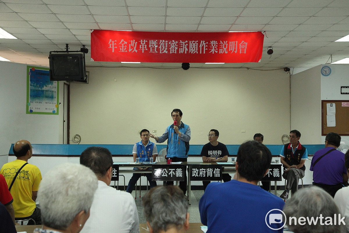 陳學聖允諾，只要他當選桃園市長，就任第一天就會以市府名義提出軍公教年改釋憲官司。 圖：林昀真/攝