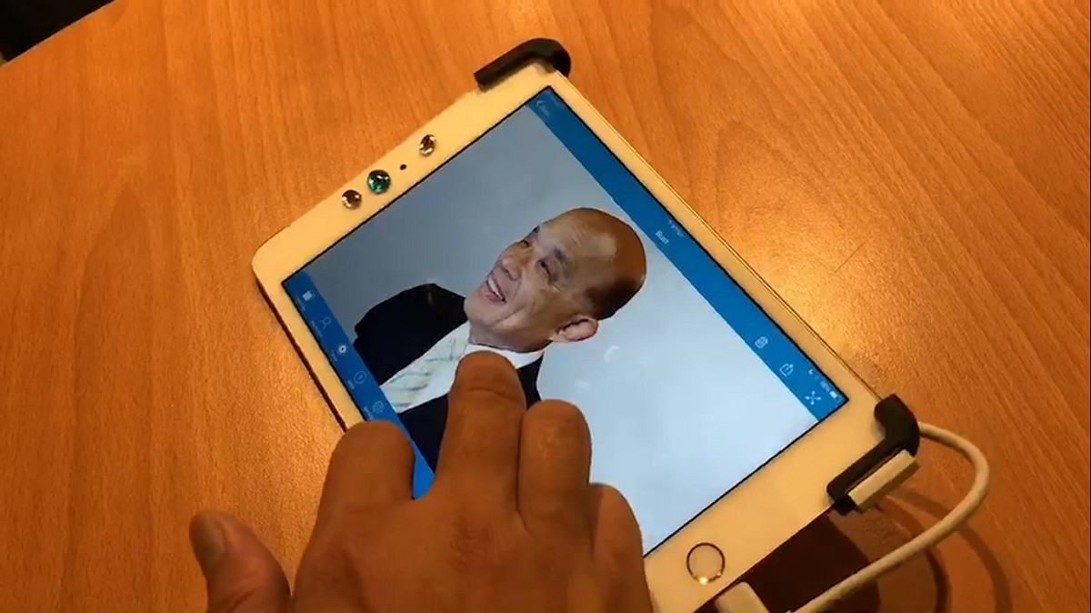 蘇貞昌的公共空間開放預告片，以3D翻模技術呈現蘇貞昌「數位化分身」。         
 圖：蘇貞昌競選辦公室提供