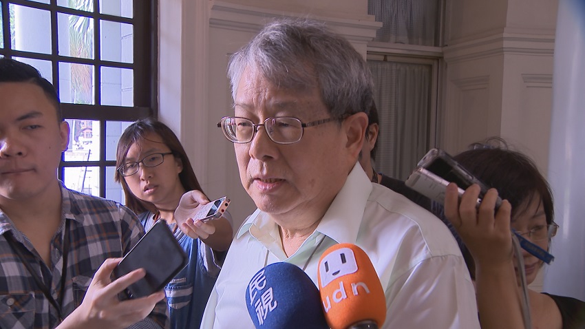 監委陳師孟19上午接受寶島聯播網訪問。 圖：新頭殼資料照片