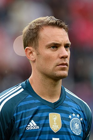 諾伊爾（Manuel Peter Neuer）：行禮如儀，門神保佑，本屆破功。 圖：翻攝自維基百科