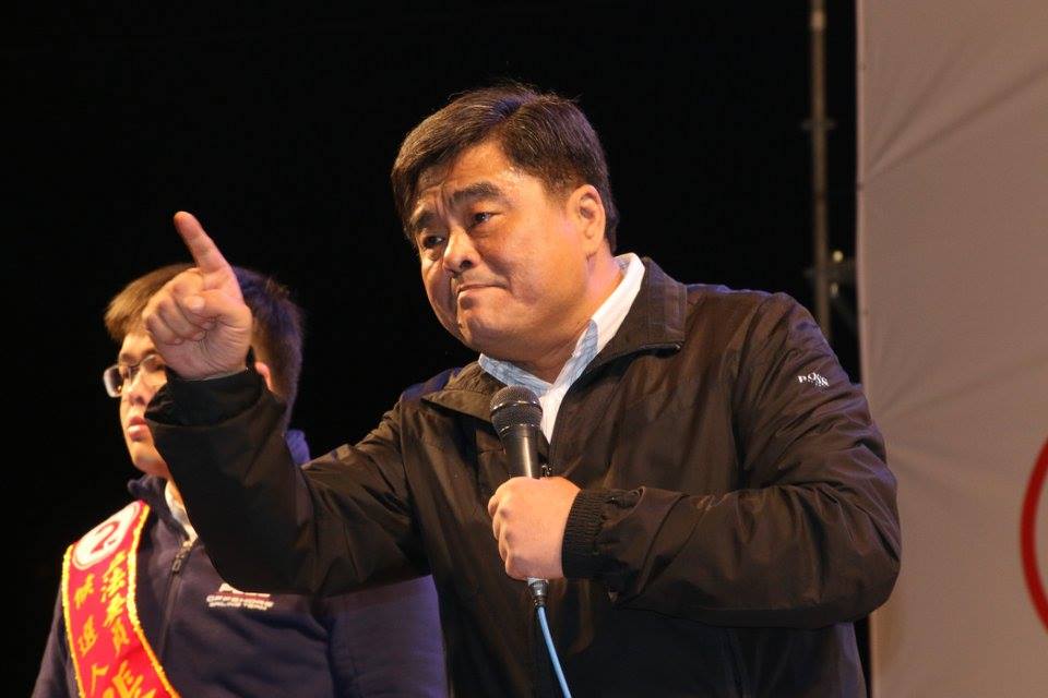 前雲林縣長張榮味被控收賄3000萬元，昨（4）日全案定讞，雲林縣府表示，尊重司法判決。 圖擷取自張鎔麒臉書