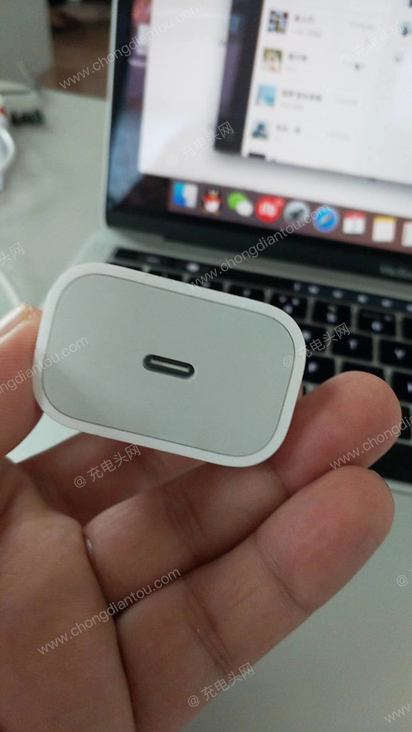 可以看到接口將採用新的Type-C接口。 圖：翻攝充電頭網
