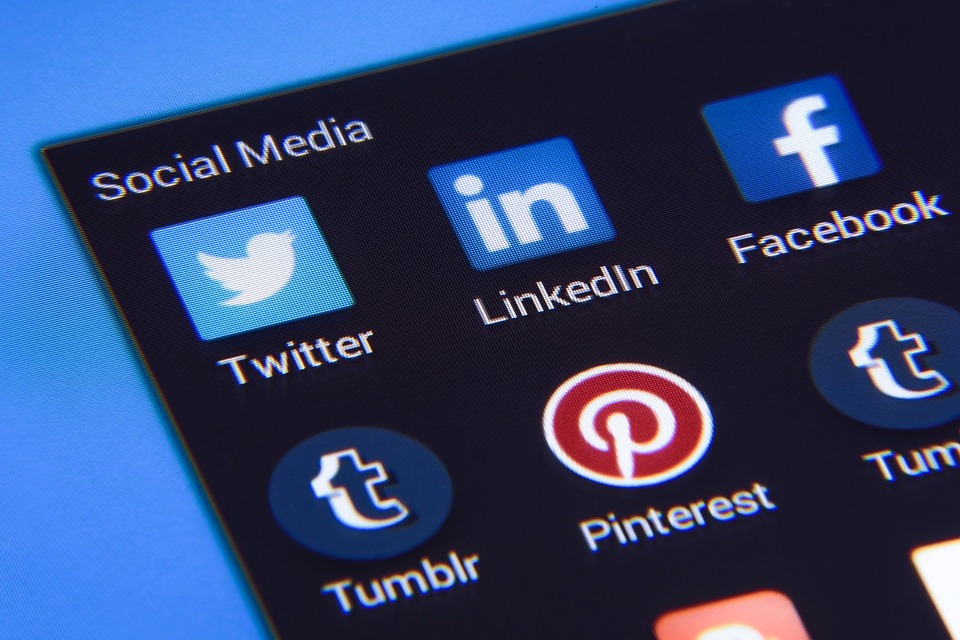 推特打擊假消息，已經禁掉7,000萬個帳戶。 圖：pixabay